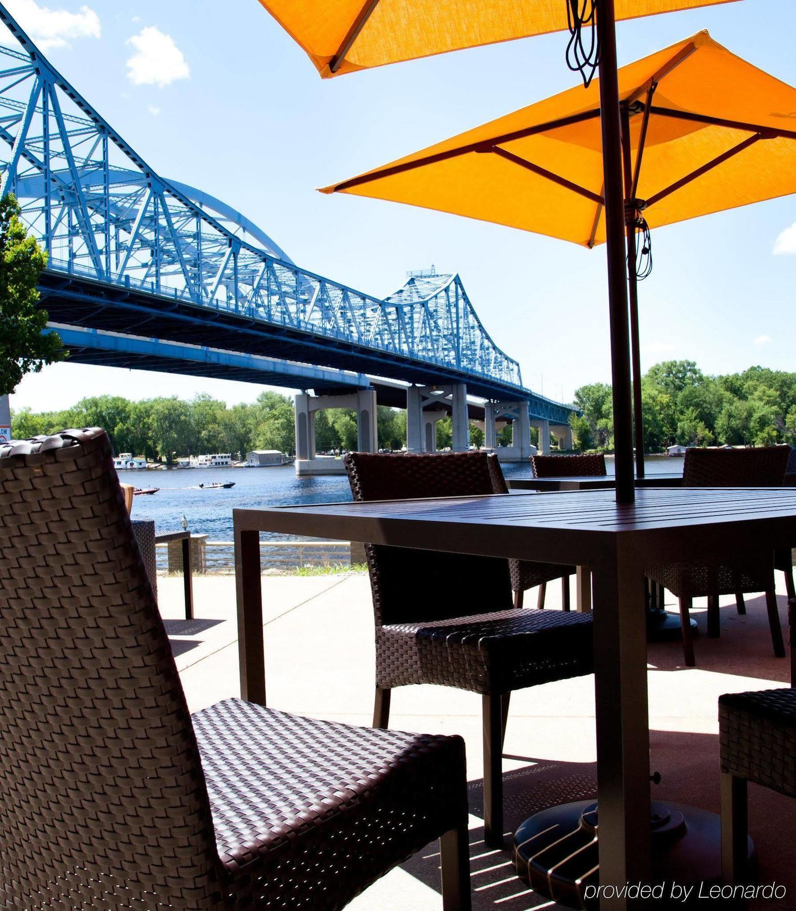 Courtyard La Crosse Downtown/Mississippi Riverfront Exterior foto